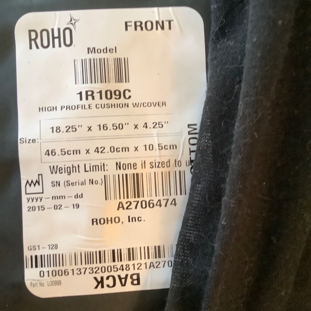 Roho Wheelchair high profile cushion w/air pump - Picture 7 of 7